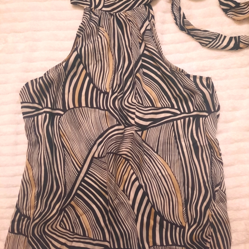 Nice summer sleeveless dress shirt